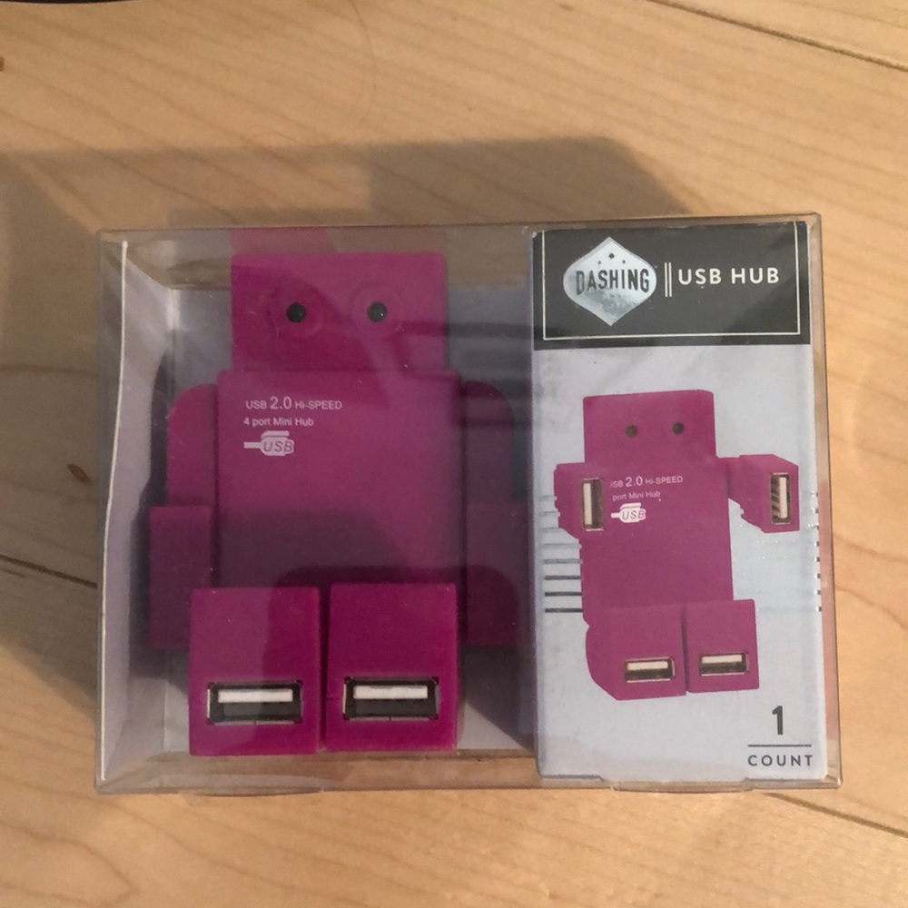 NWT Dashing USB pink robot usb hub